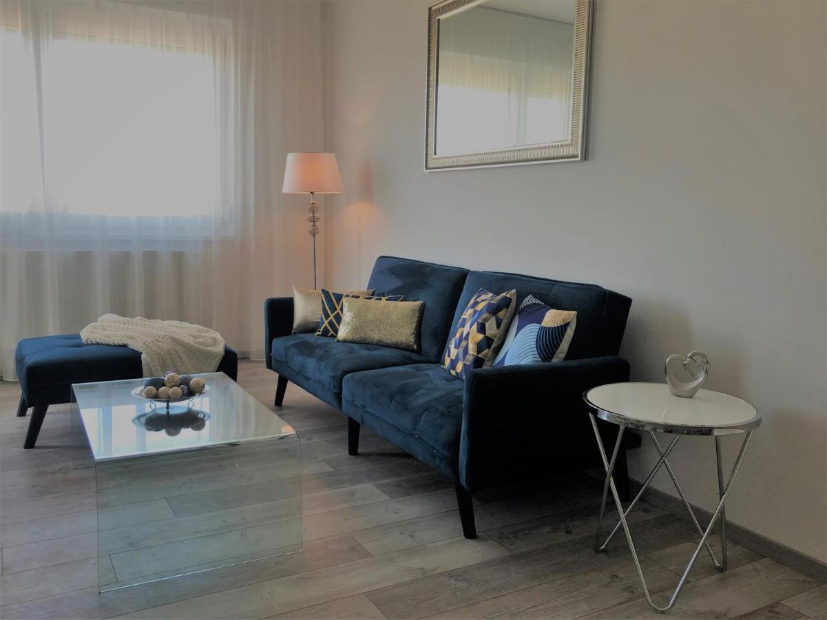 Glamour Apartman Тапольца Экстерьер фото